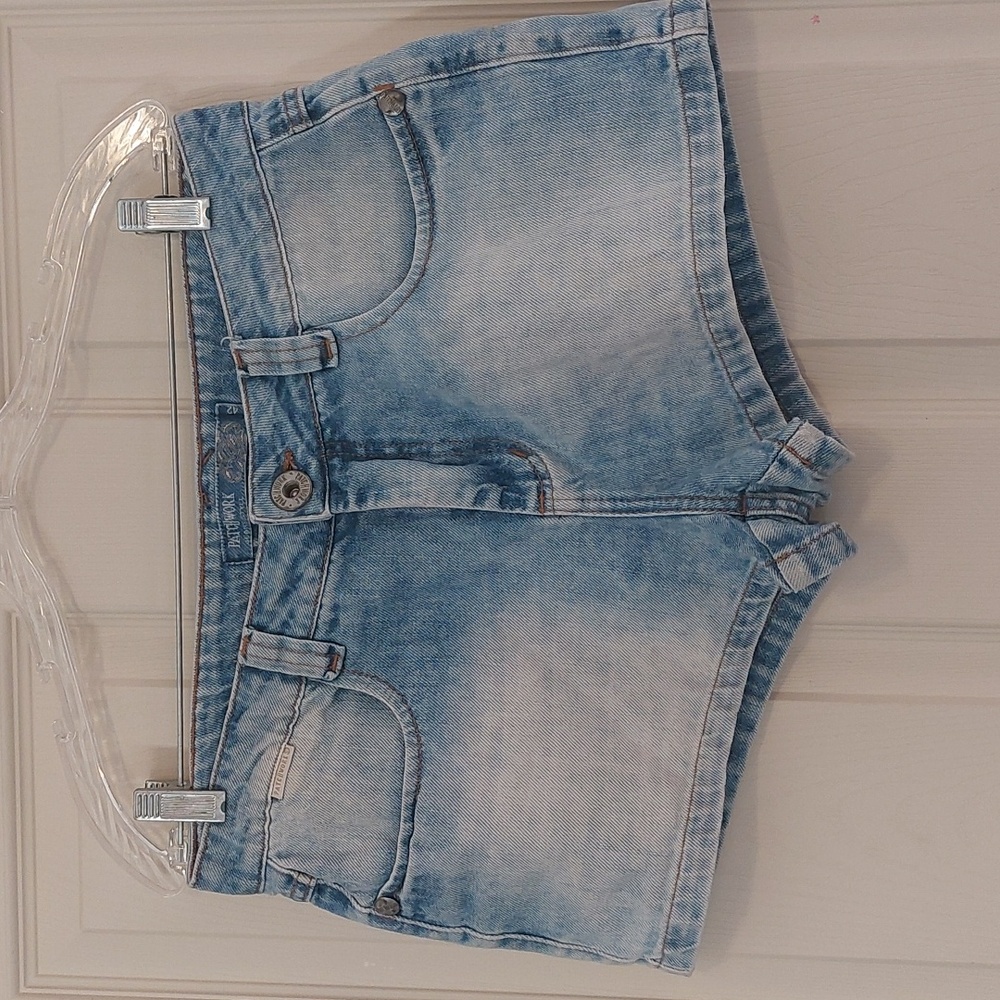 Vintage Patchwork Made In Brazil Light Wash Blue Denim Booty Jean Shorts Size 8 - Picture 2 of 10